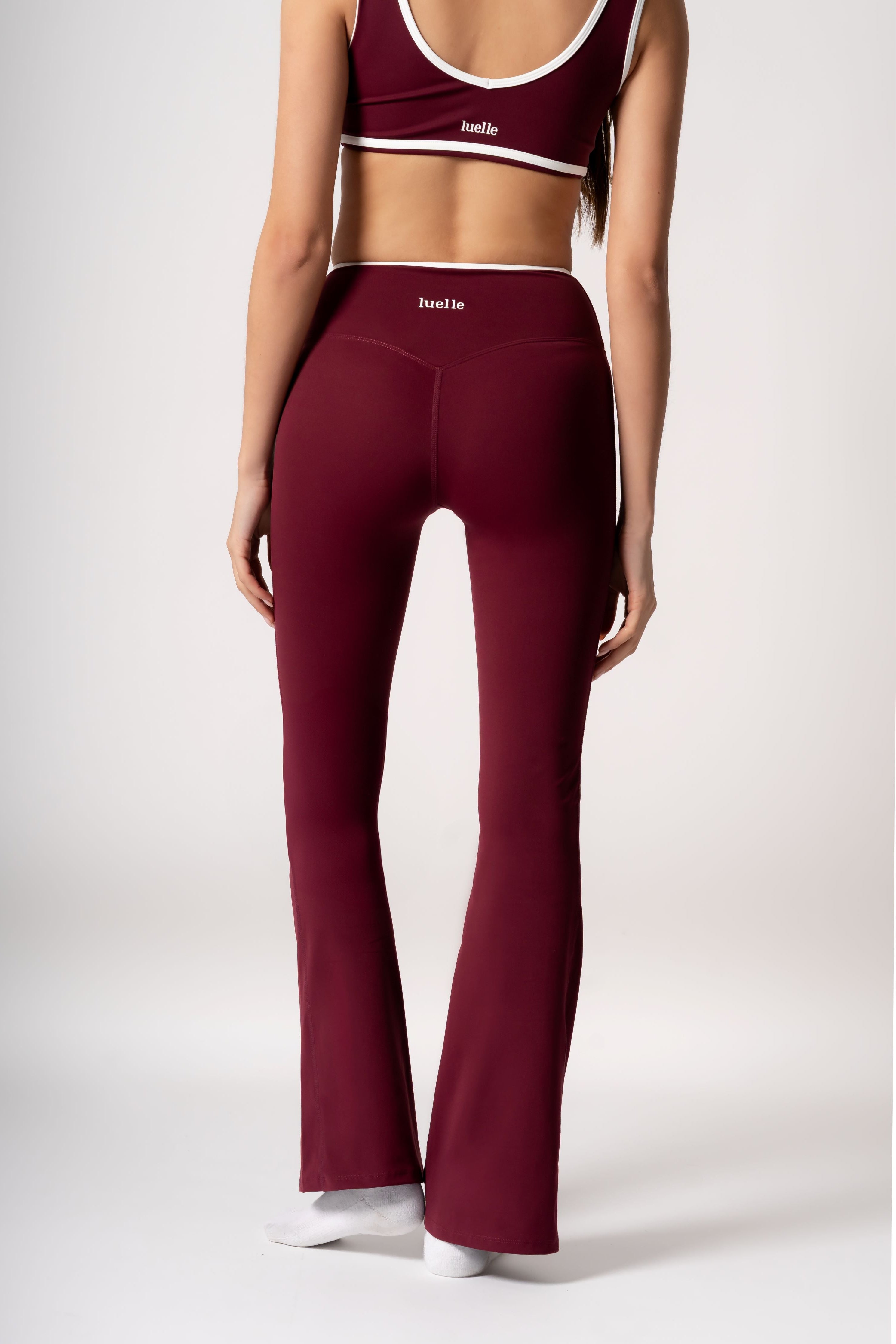 Studio Flare Legging In Burgundy