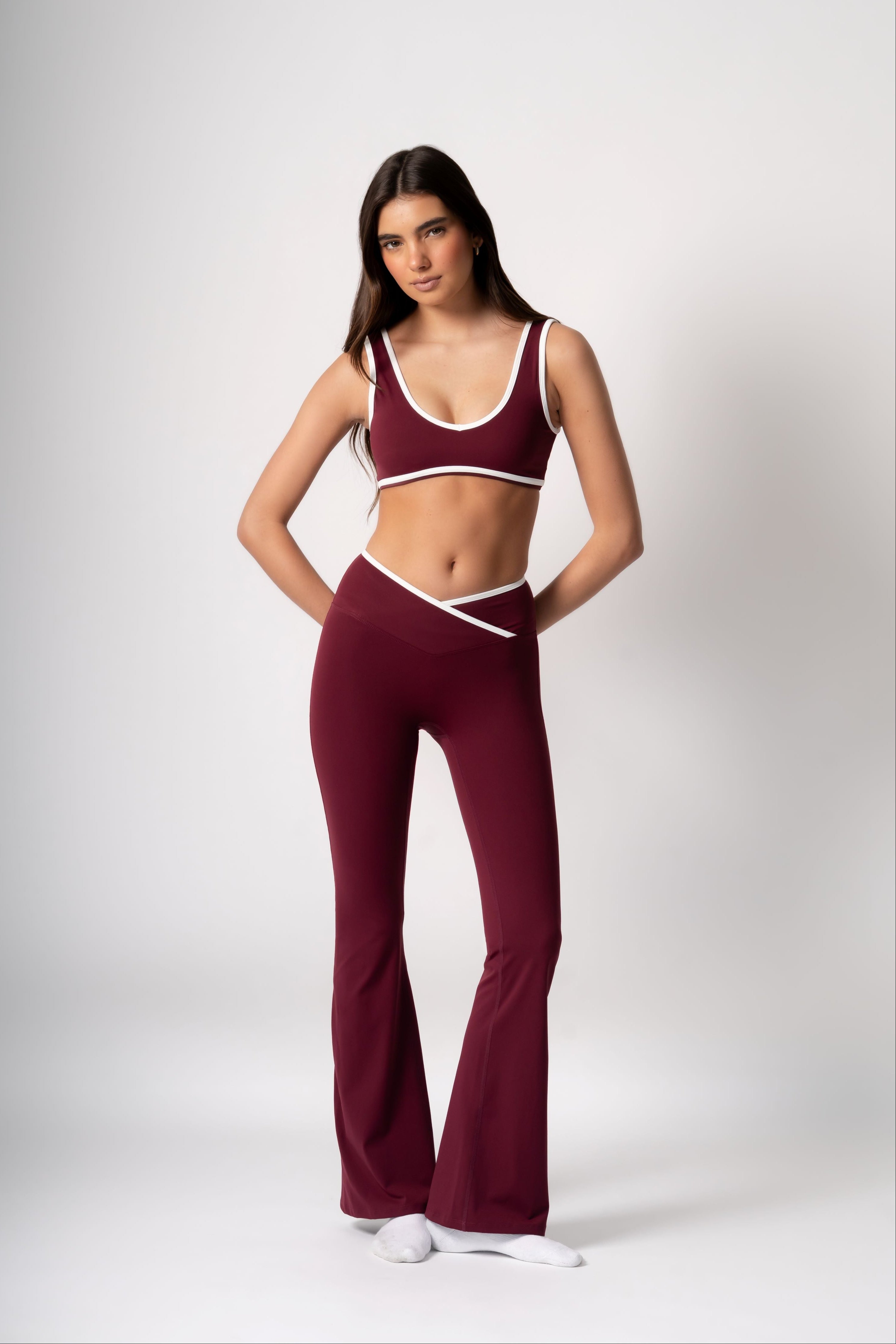 Studio Contrast Bra - Burgundy